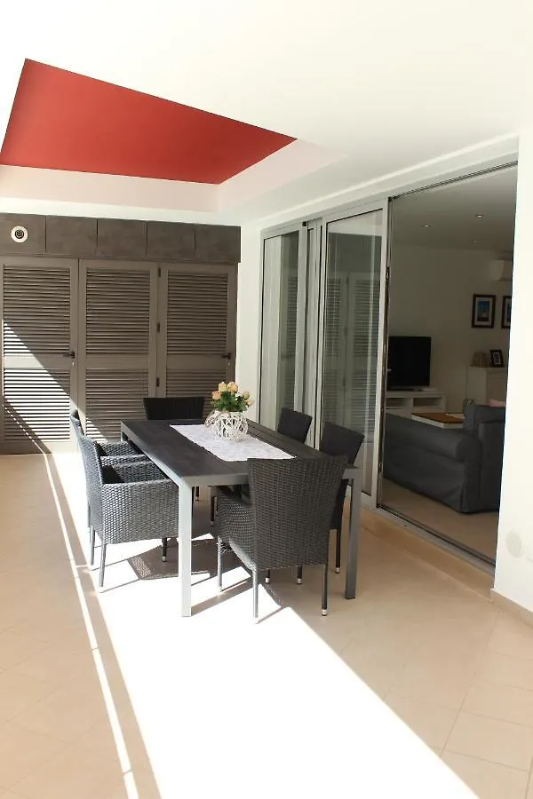 Casa Feliz Lagos Apartment